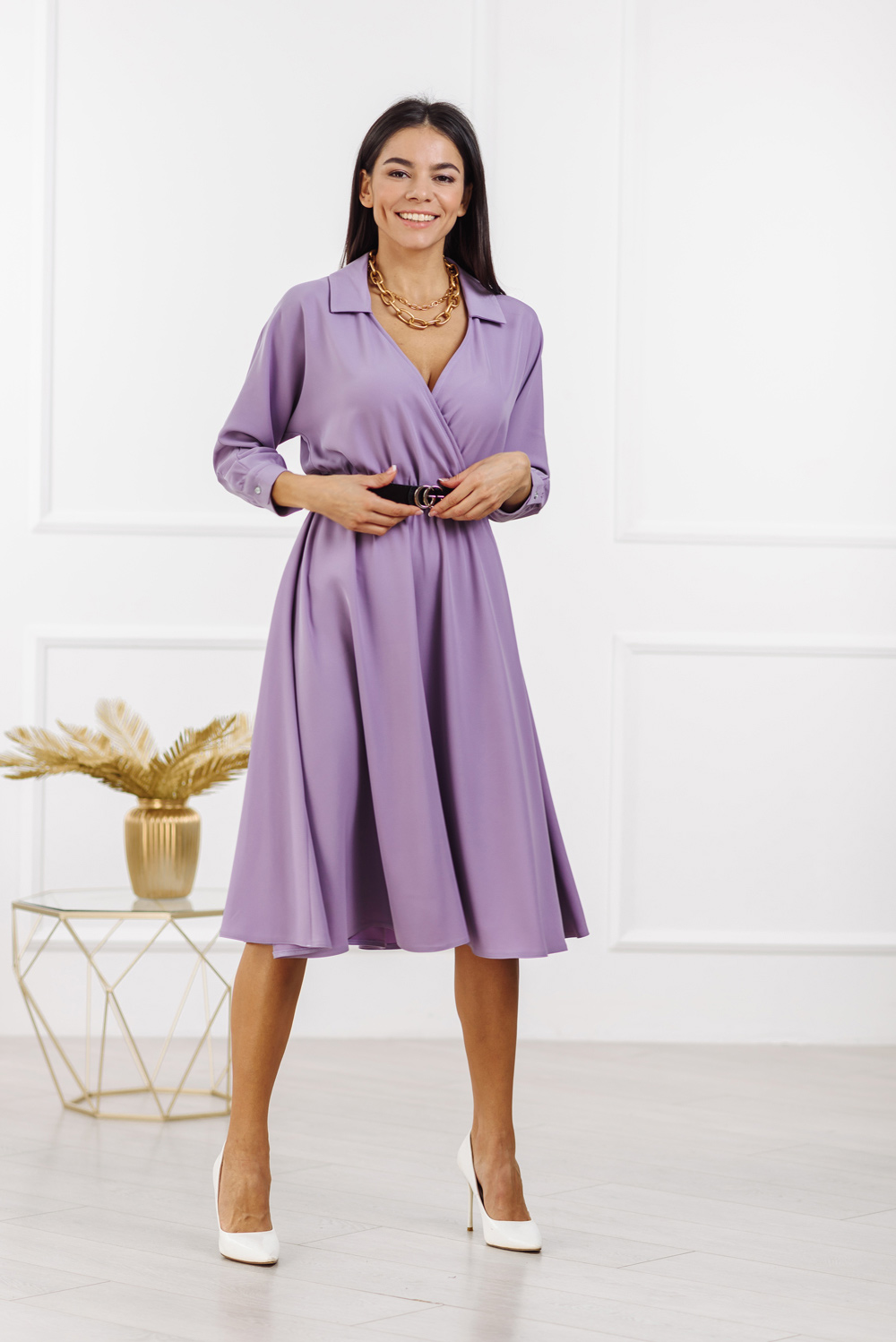 Lilac midi dress with a belt