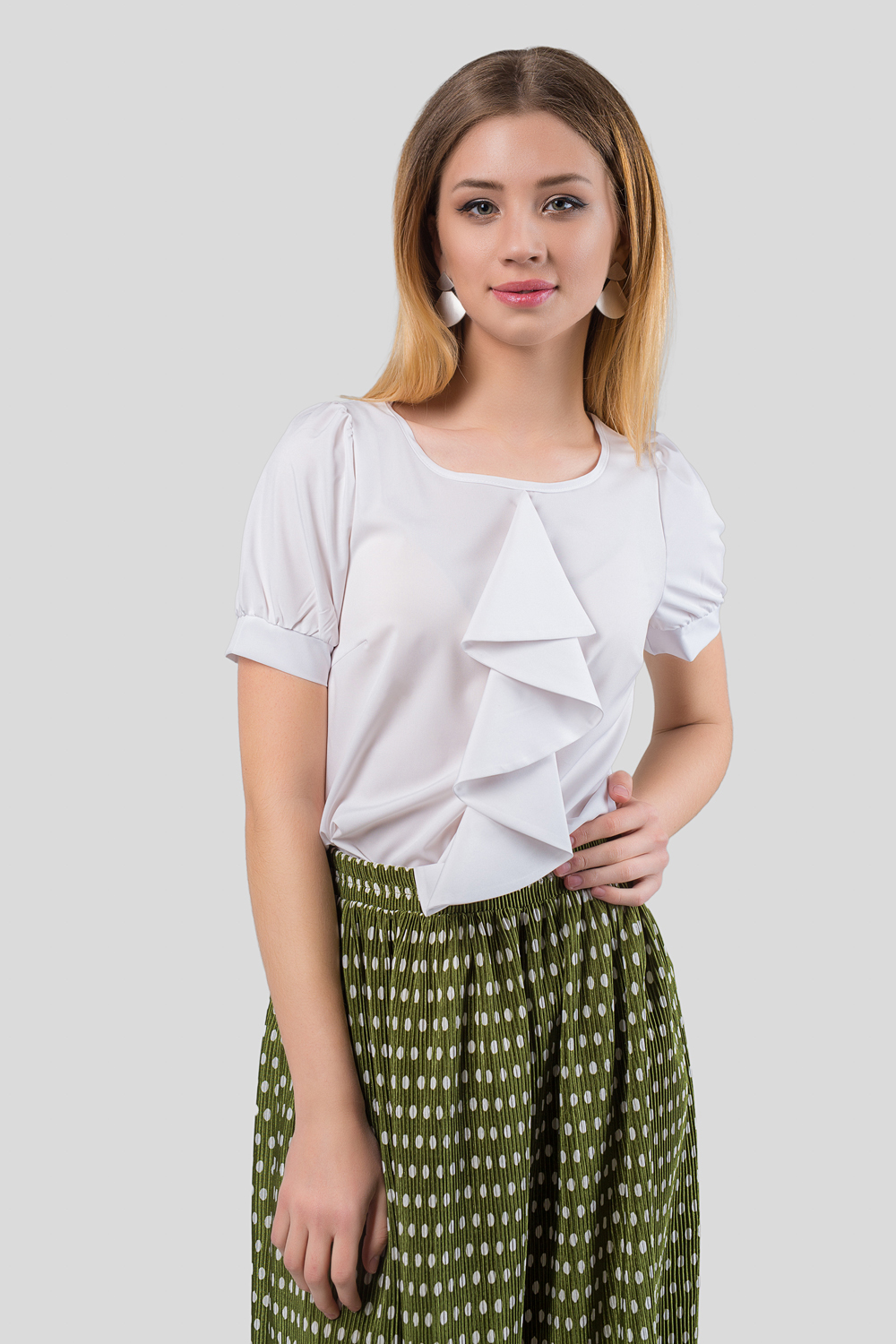 Blouse with puff sleeves