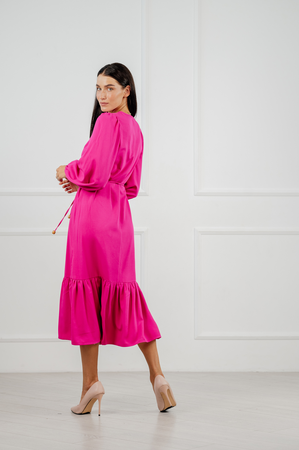 Bright long oversized dress in trendy fuchsia.