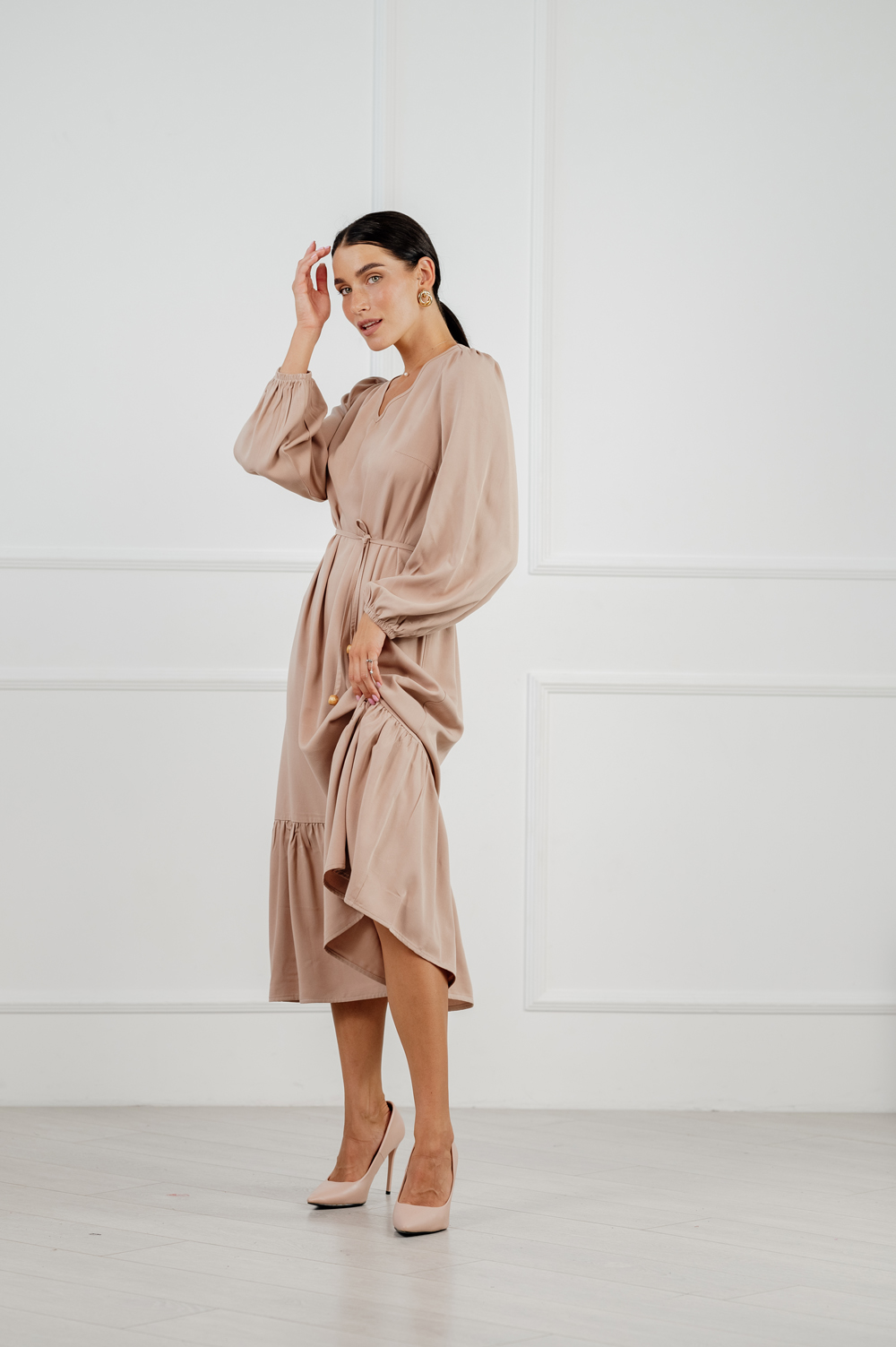 Casual oversized-beige dress