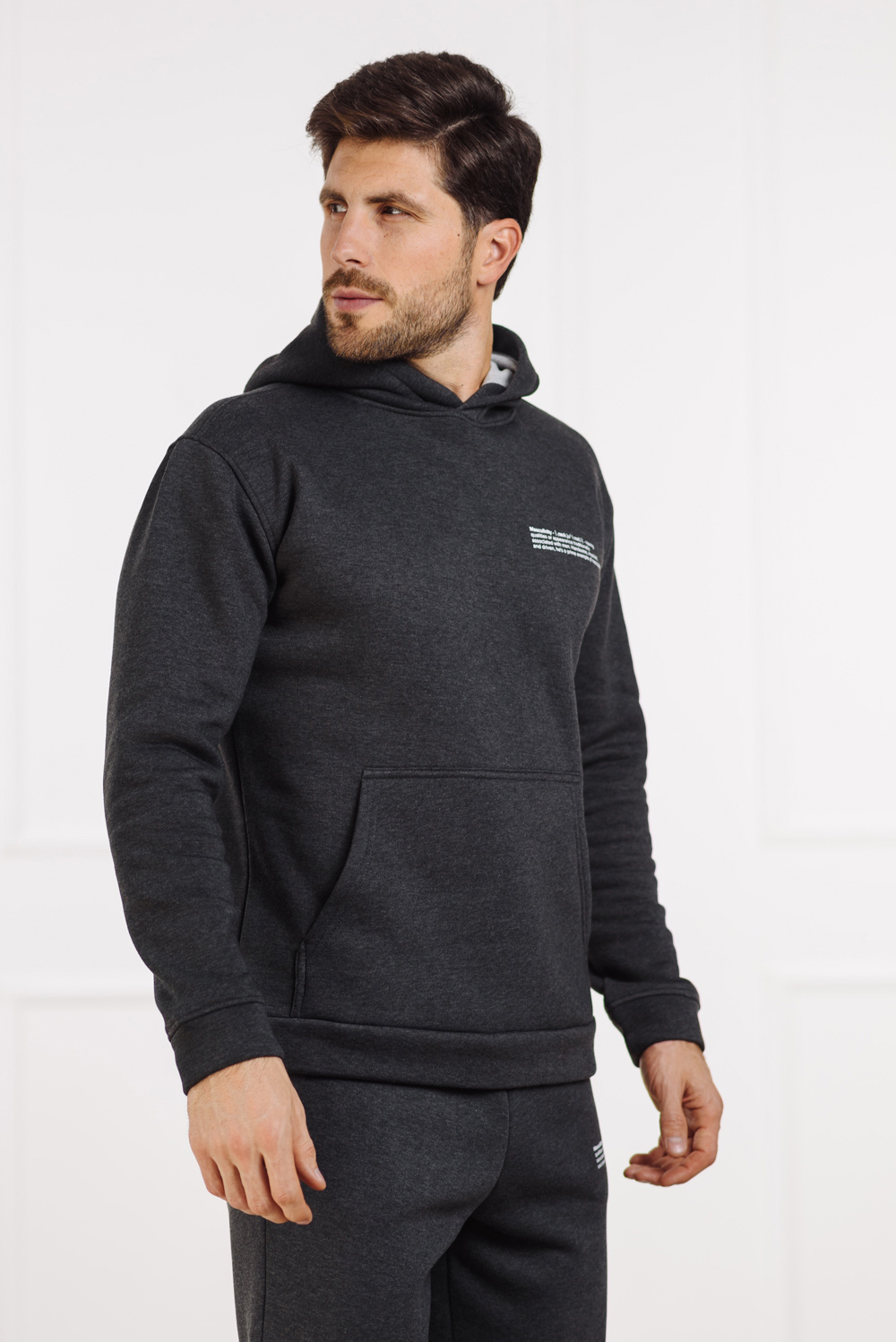 Hooded kangaroo sweatshirt