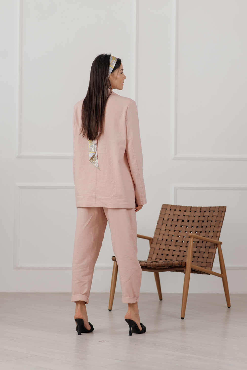 Powdery linen blazer