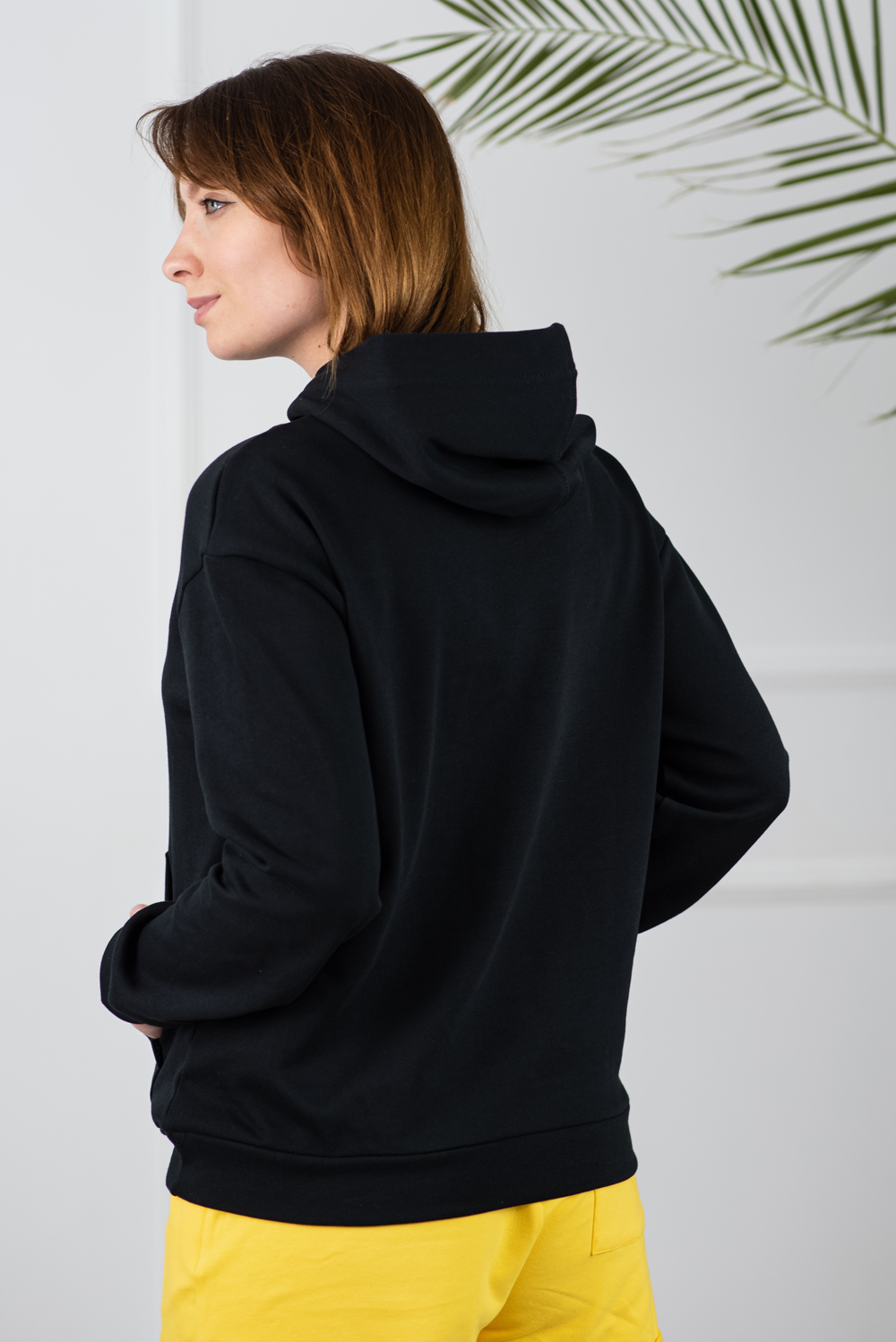 Stylish women's hoodie black 
