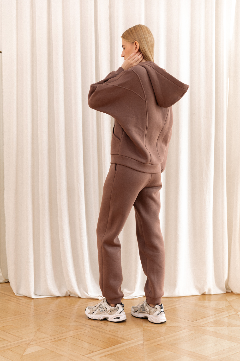 Fleece pants in Mocha color