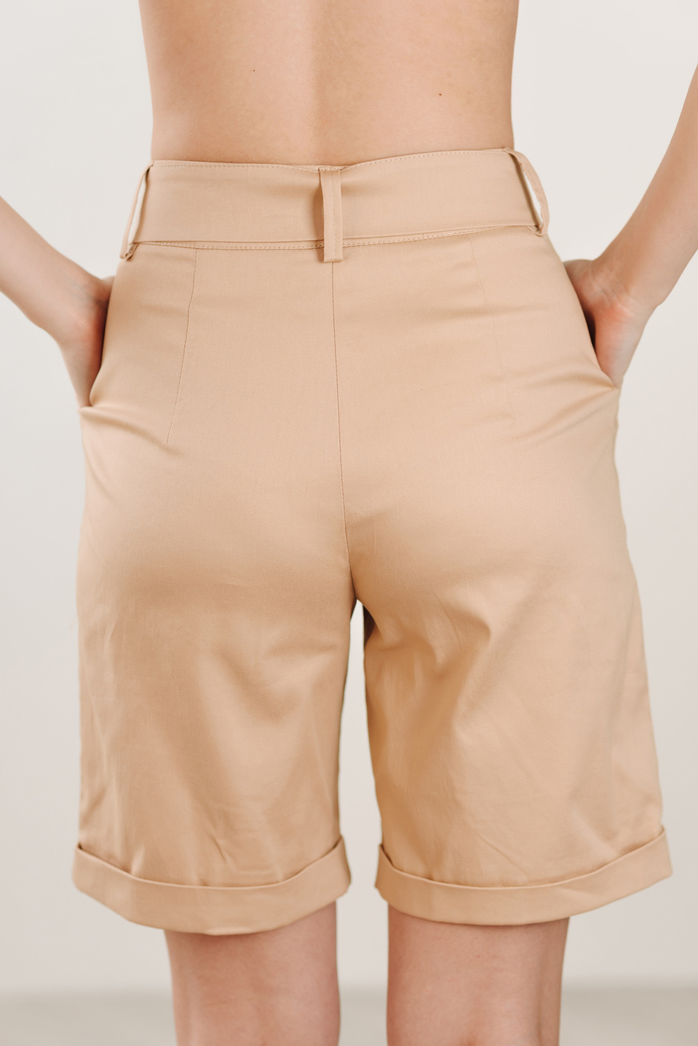 Sandy color high waist Bermuda Shorts 