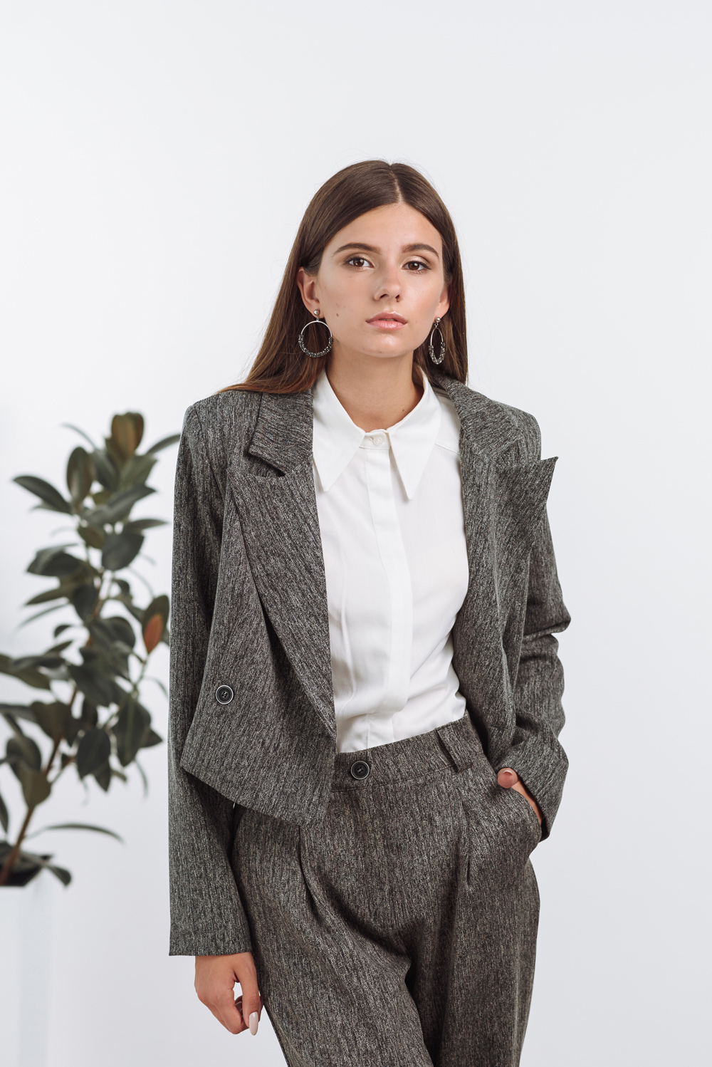 Cropped Lapel Collar Blazer