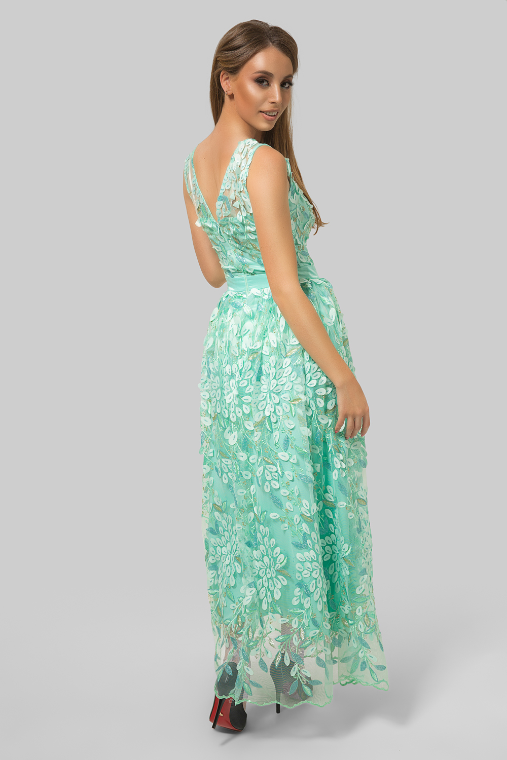 Floor-length evening dress in mint colour