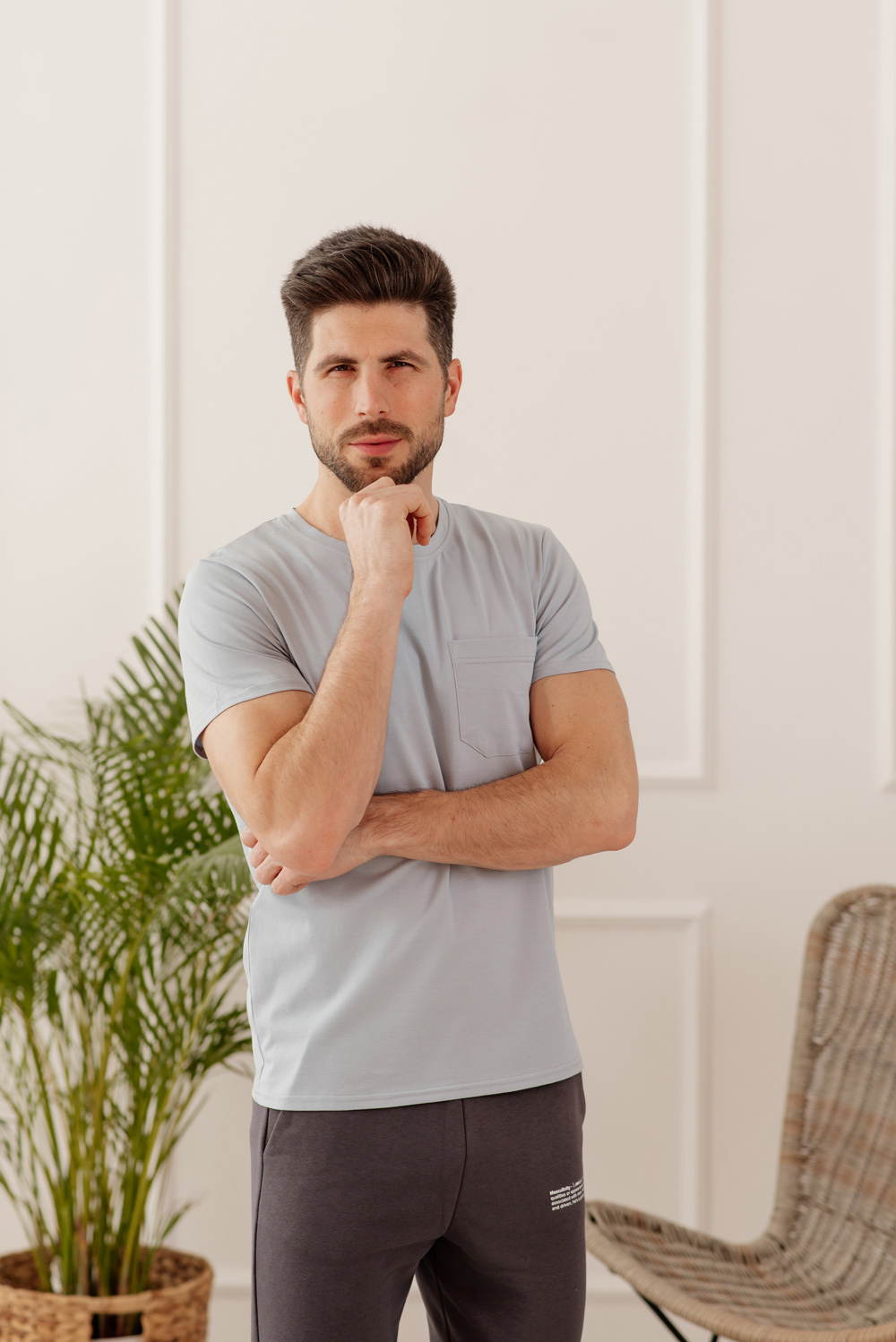 Gray and blue t-shirt with pocket