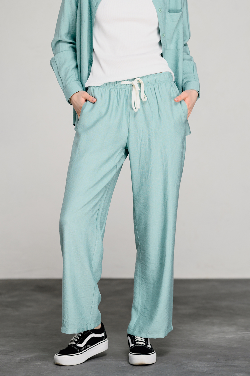 Mint elasticated loose trousers