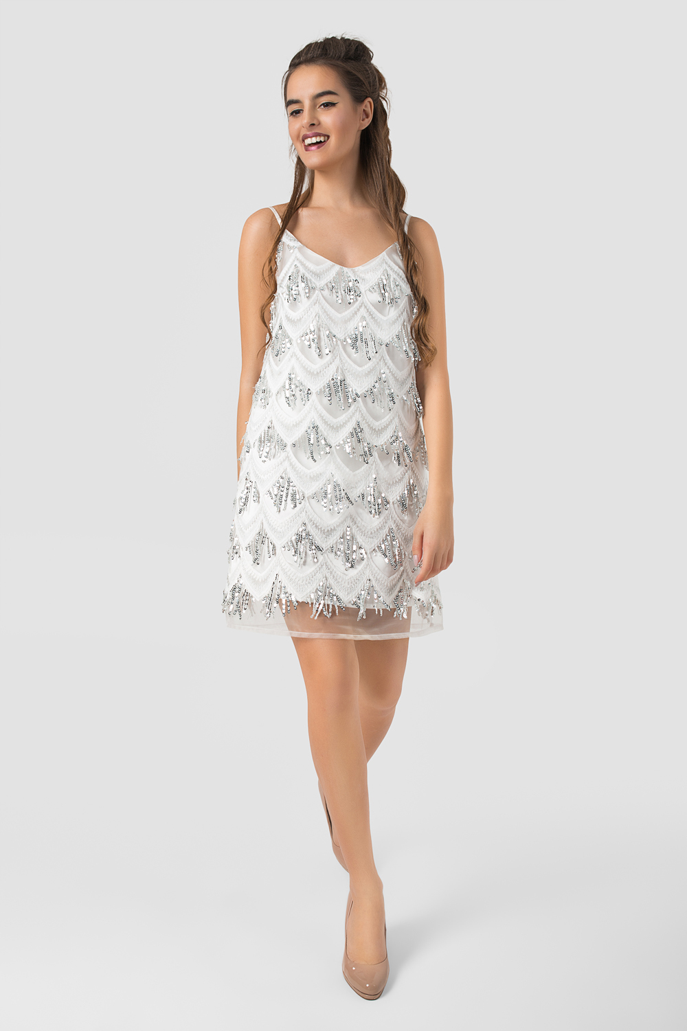 Клубне плаття в білому кольорі