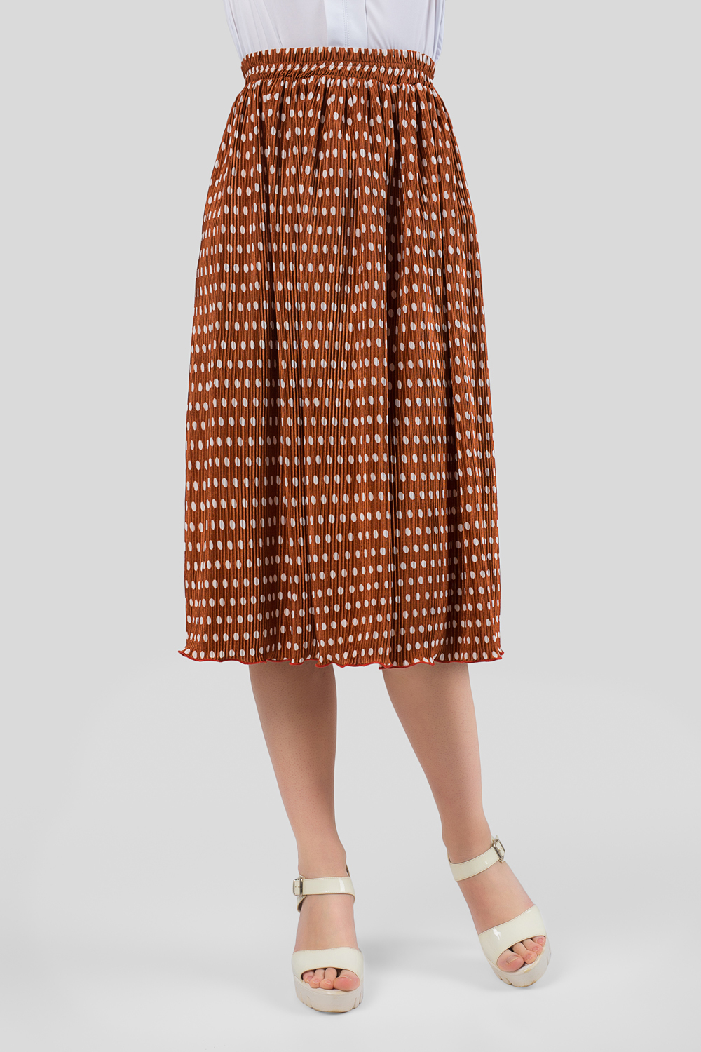 Polka dot pleated skirt