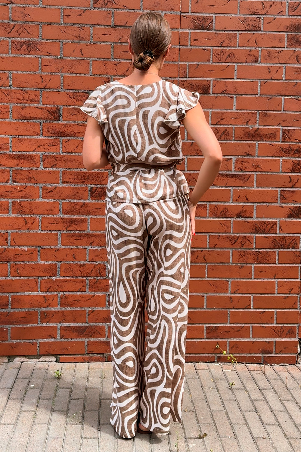 Brown cotton suit