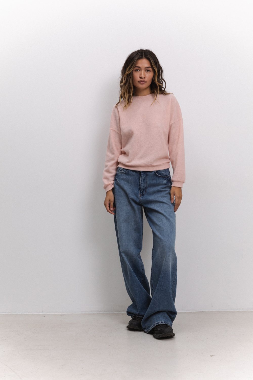 Peach sweatshirt in soft angora knit