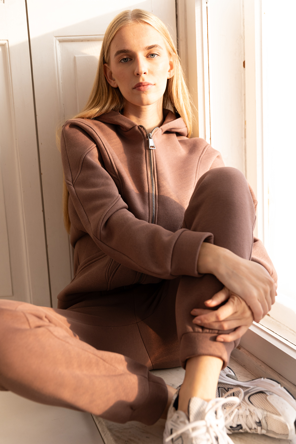 Fleece sweatshirt in Mocha color