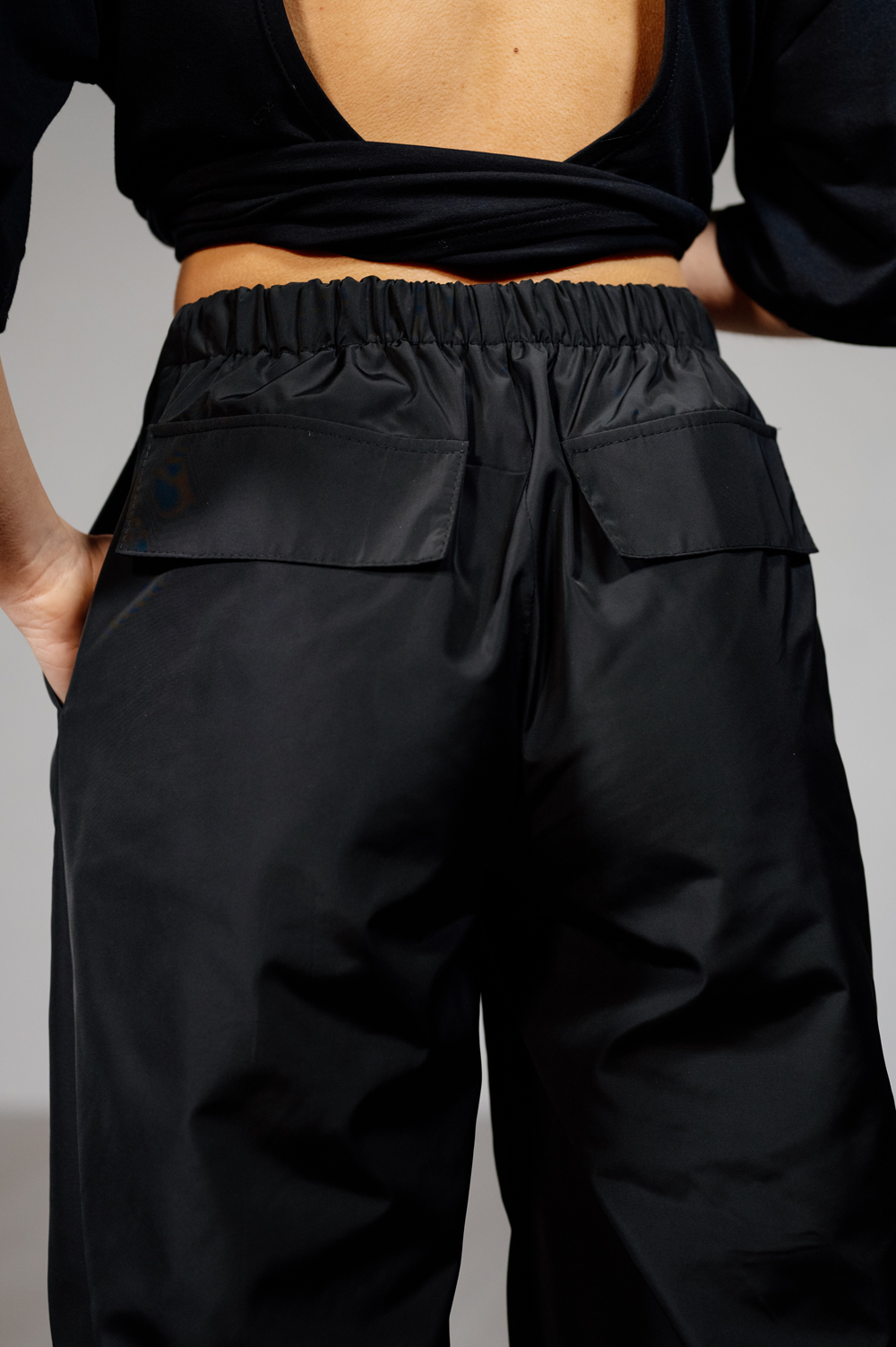 Oversize штани-карго чорного кольору