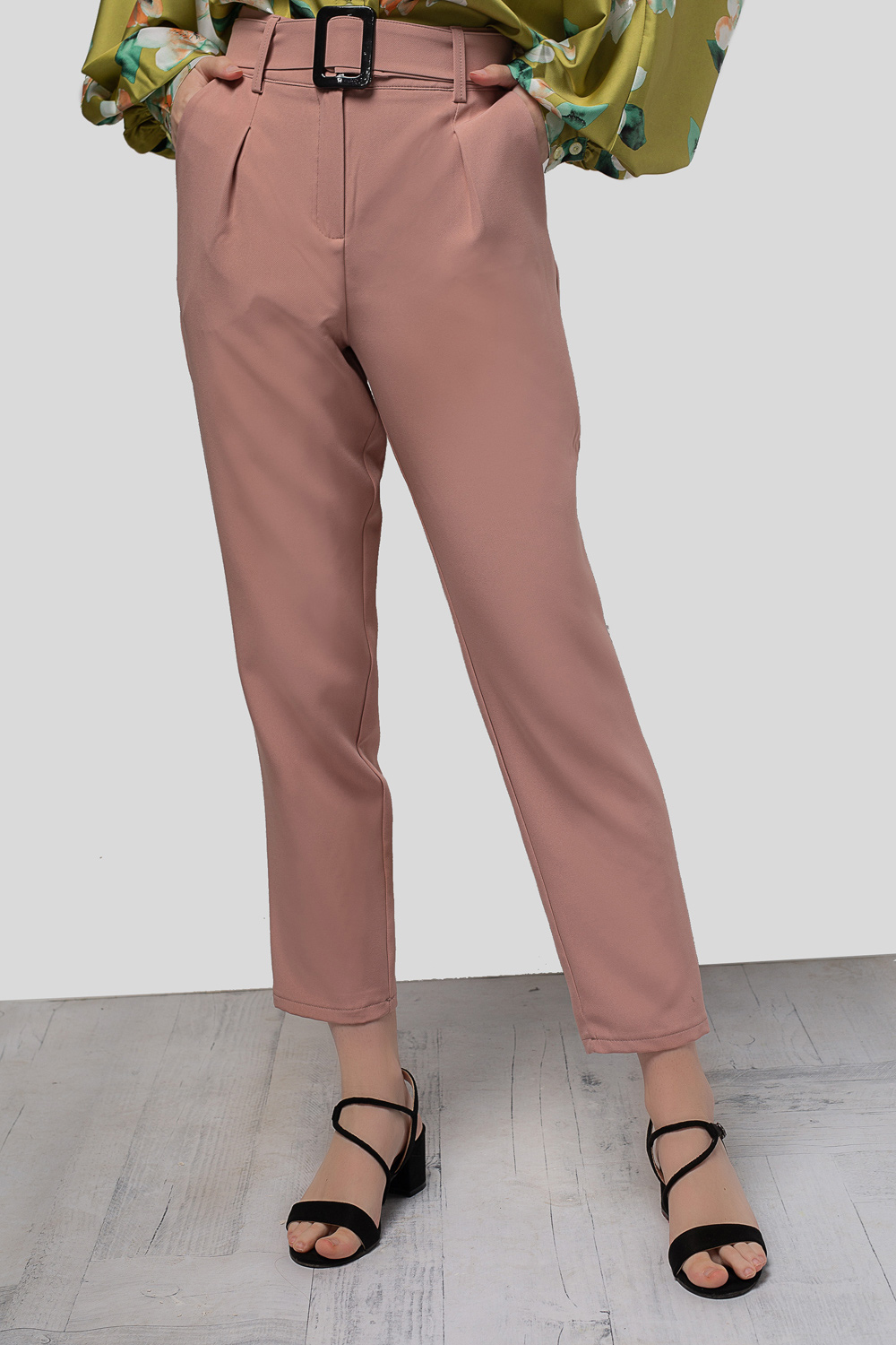 Beige pants with a belt