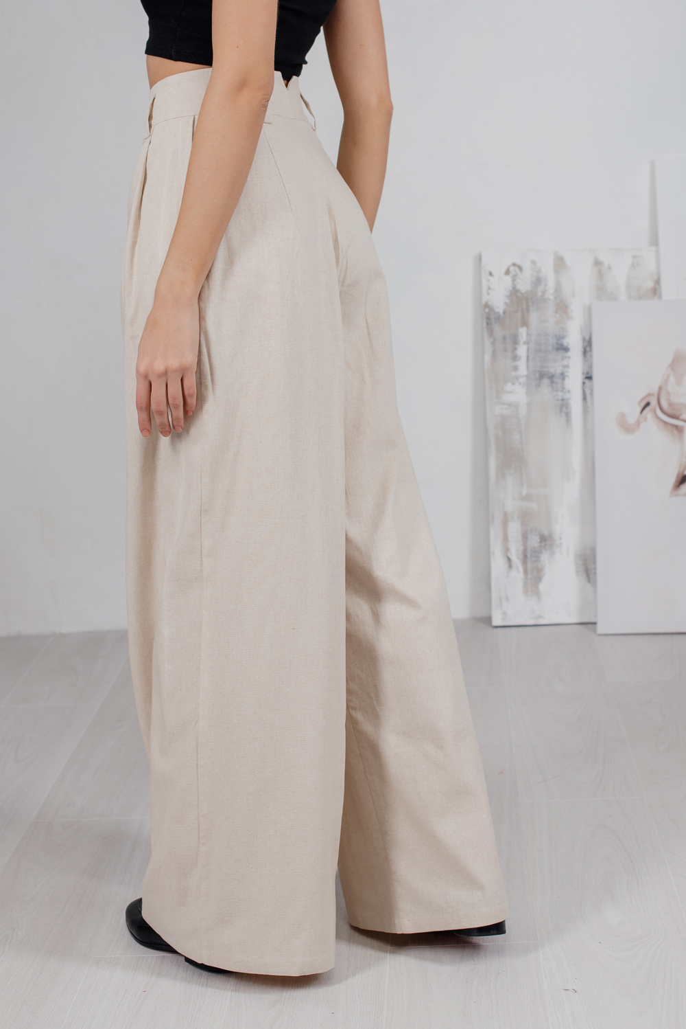 Buttoned flax palazzo trousers