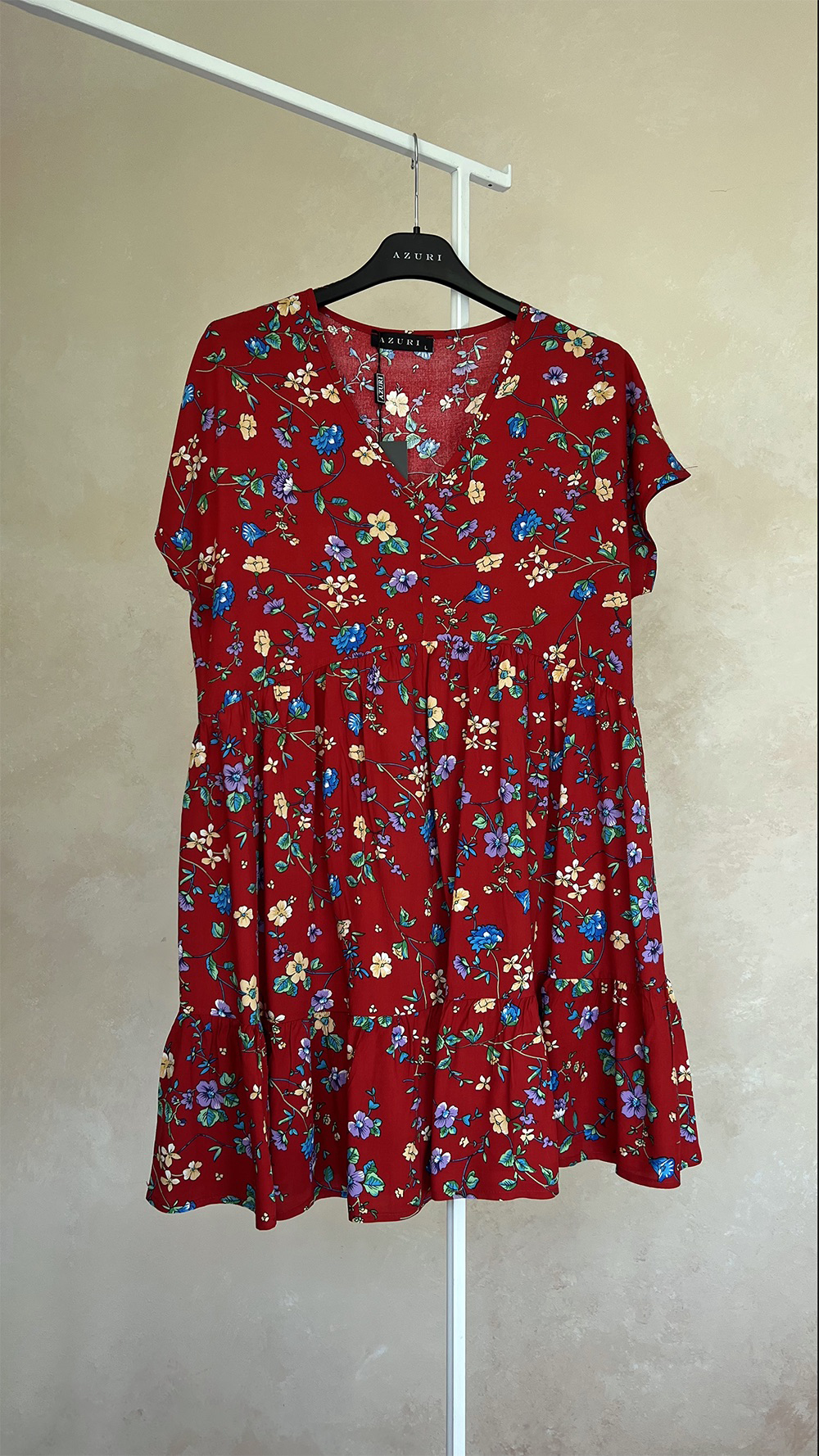 V-neck cotton dress