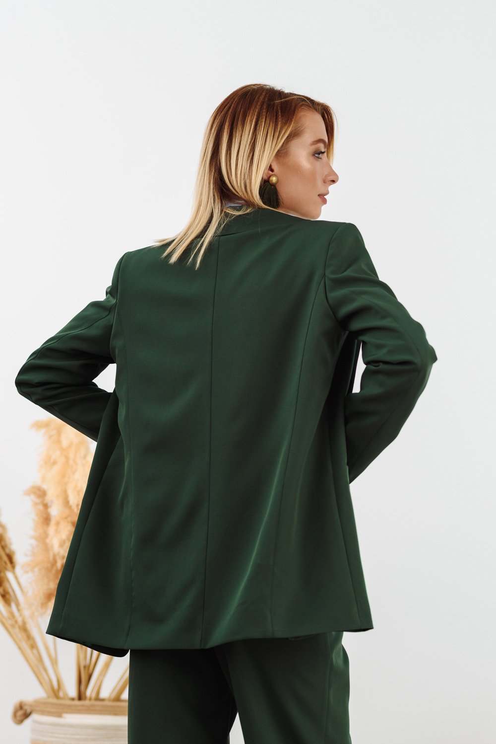 Темно зелёный пиджак