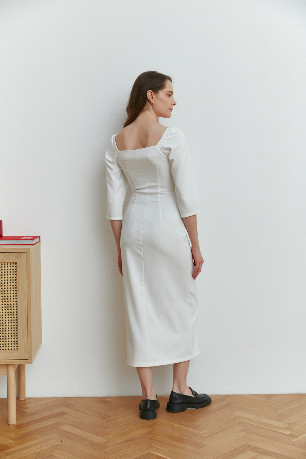 Milky fitted midi dress with square neckline
