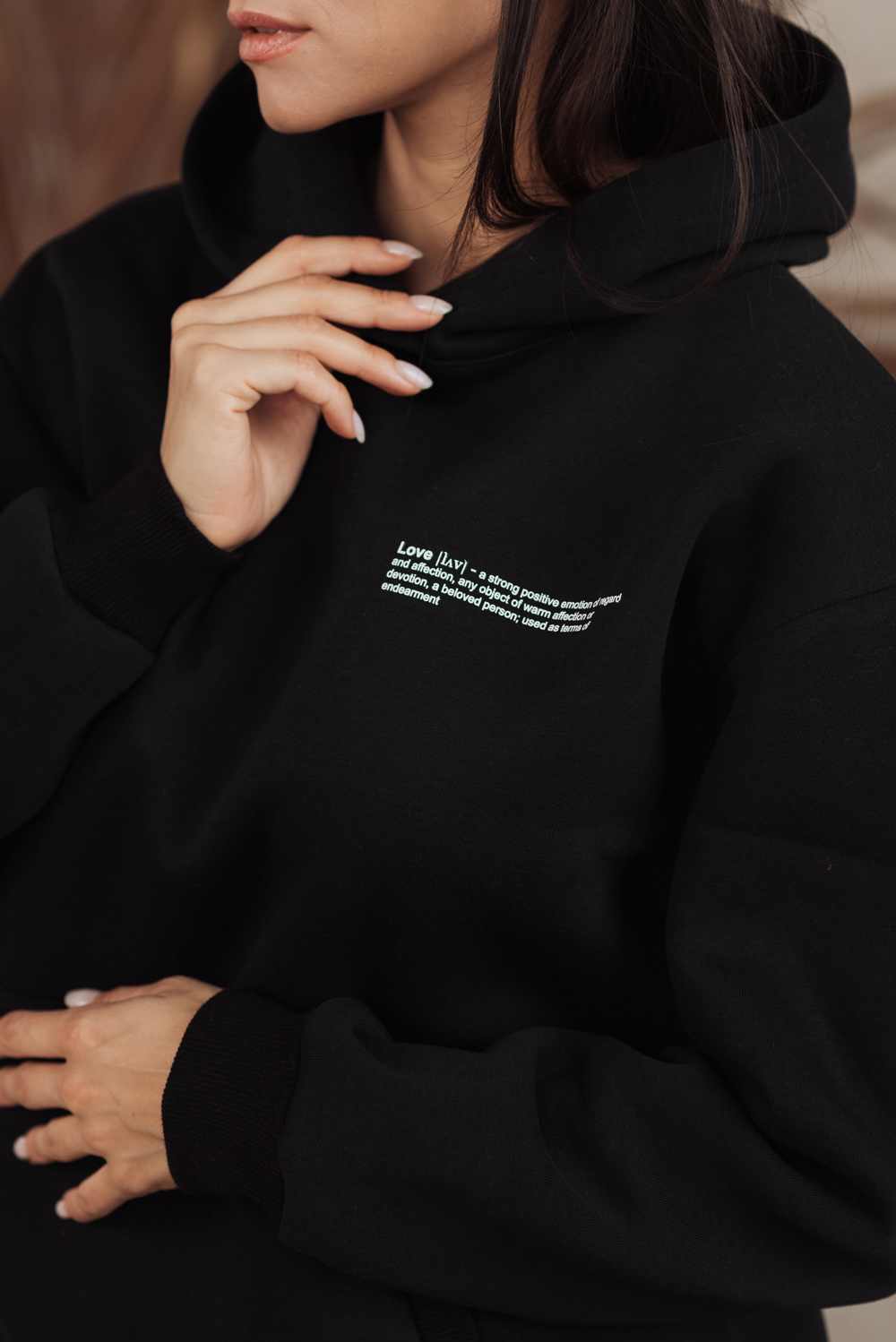 Black sweatshirt with slogan