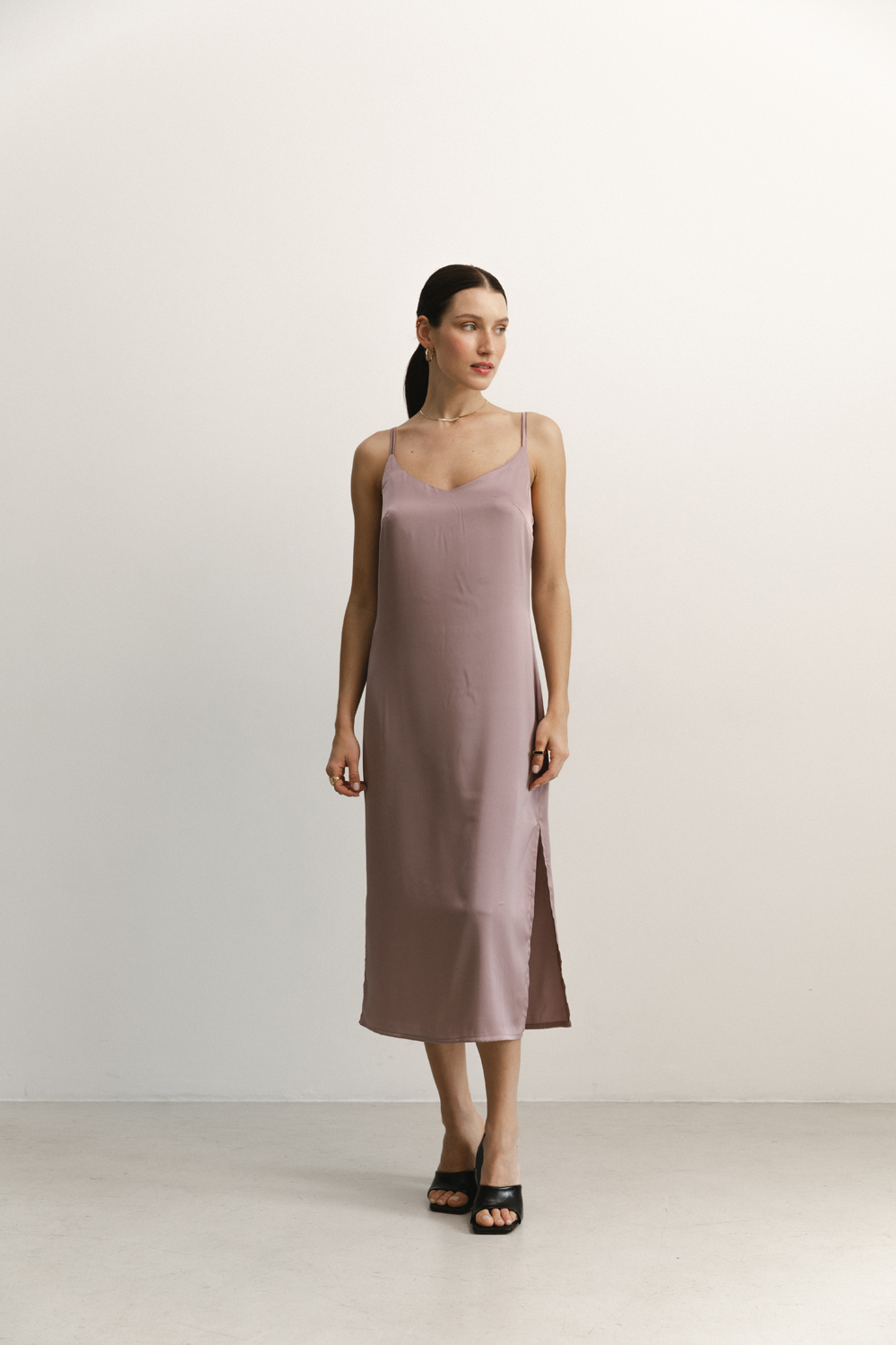 Furrowed Silk tree midi dress in linen style