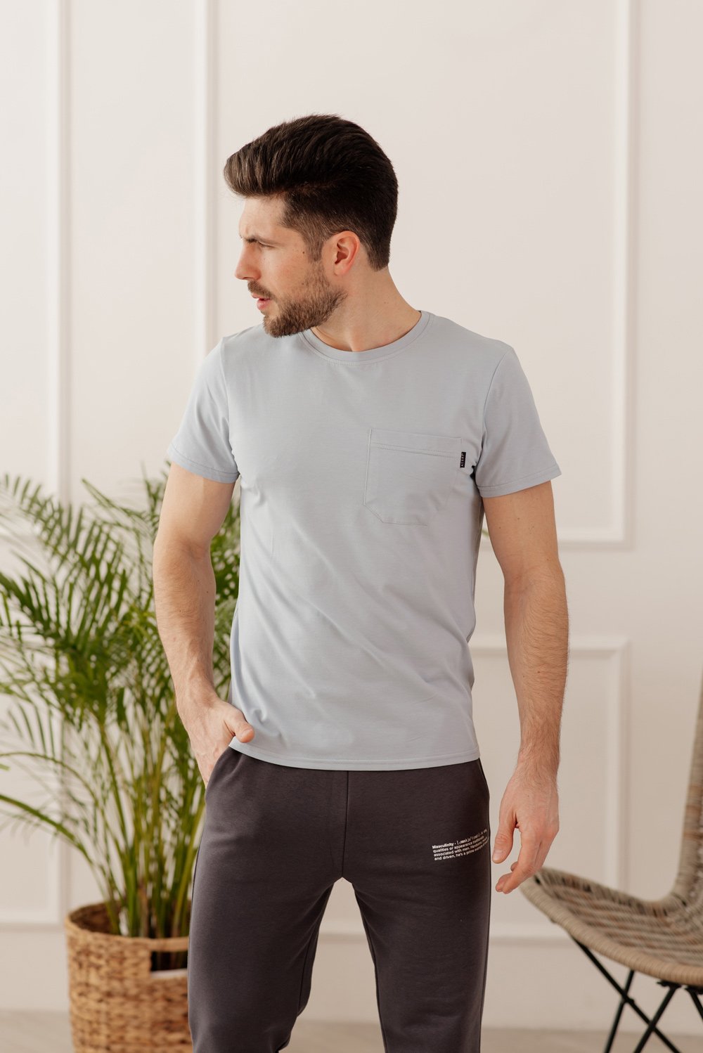 Gray and blue t-shirt with pocket