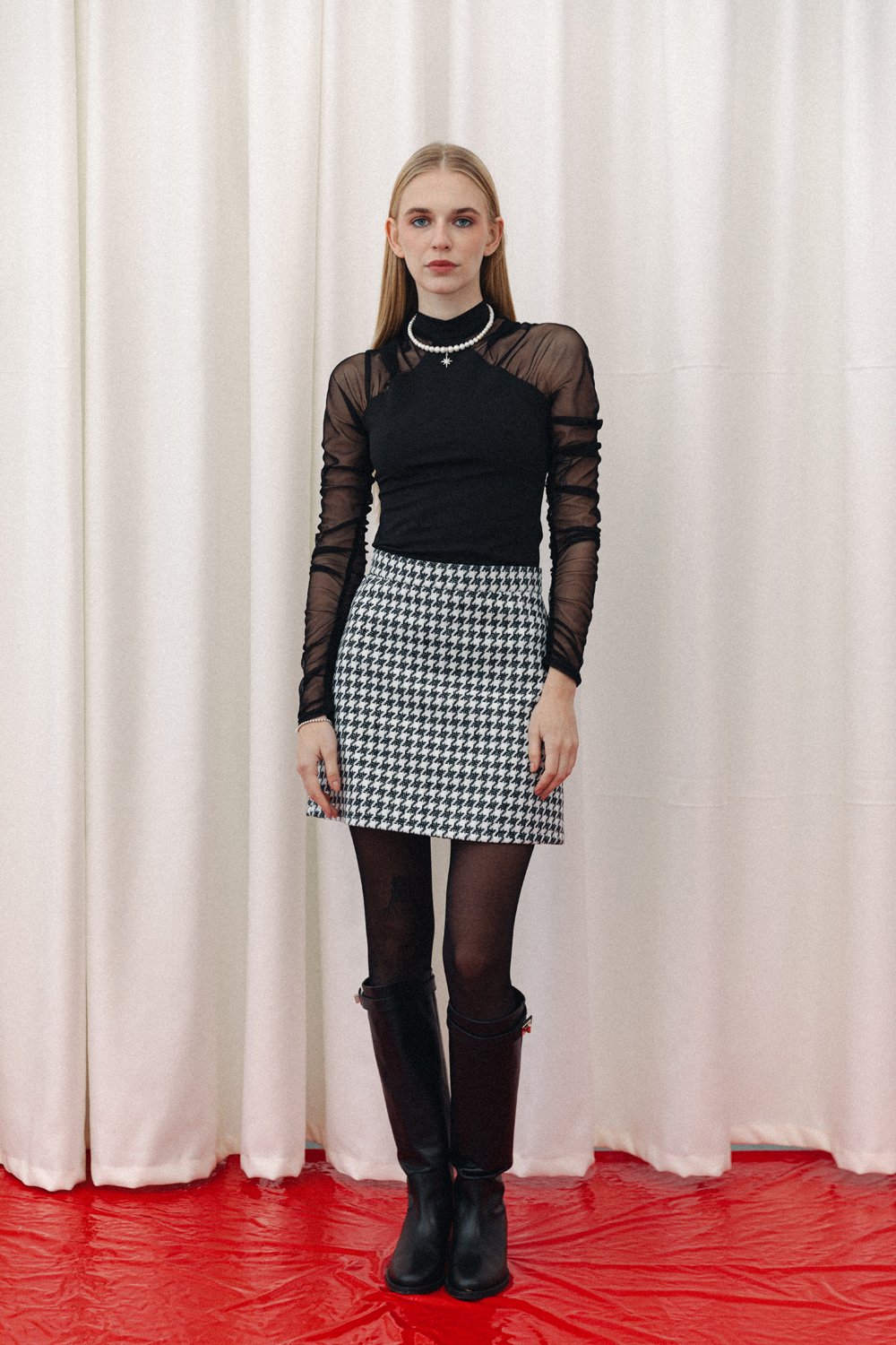 A-line skirt with houndstooth print
