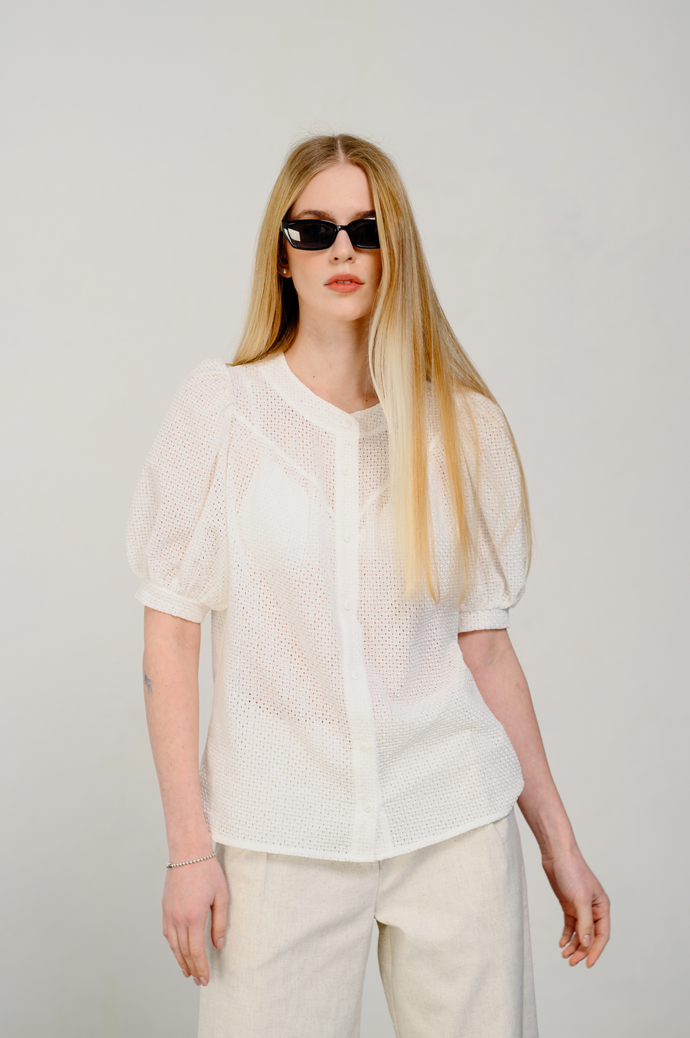 Milky loose fit blouse