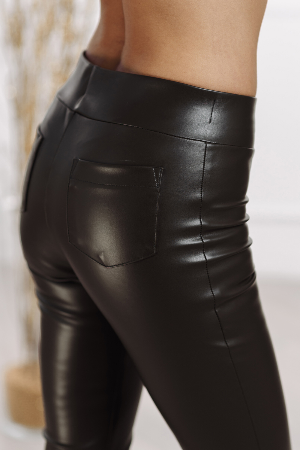 Eco leather winter leggings