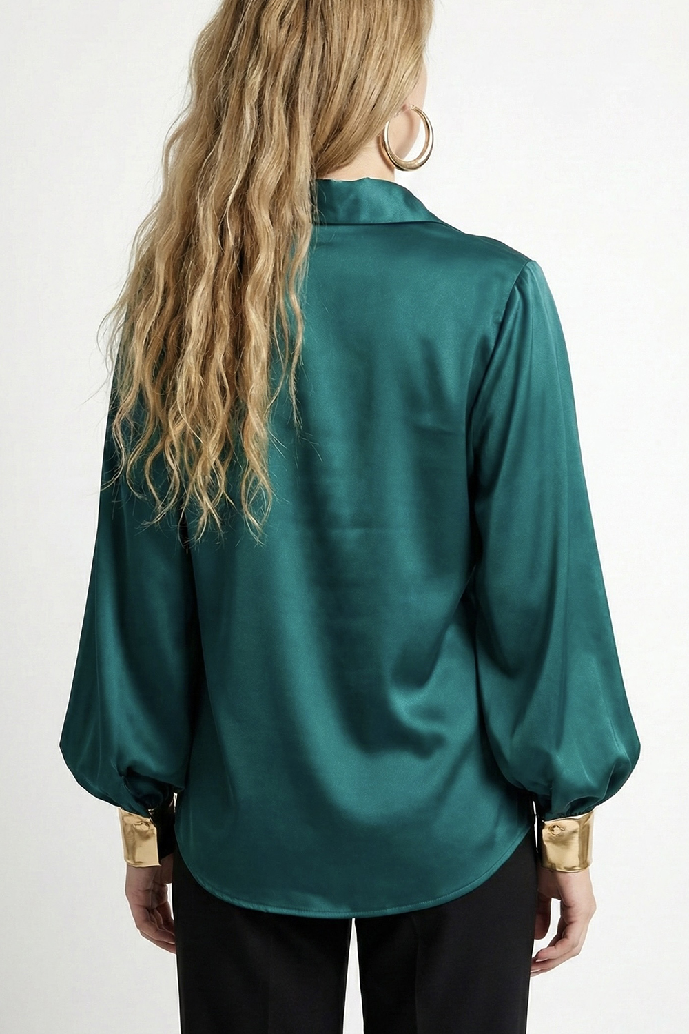 Green loose blouse with puff sleeves