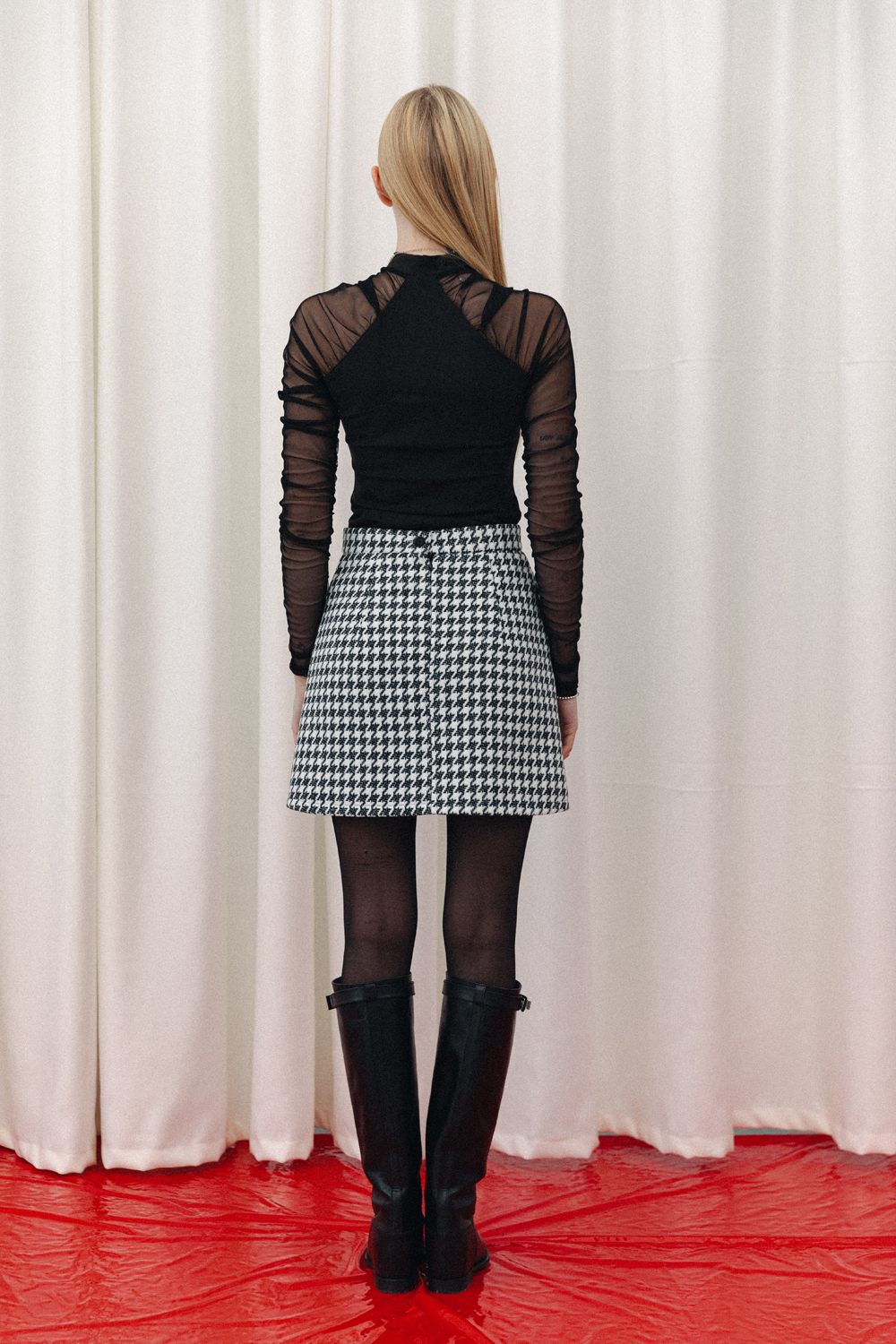 A-line skirt with houndstooth print