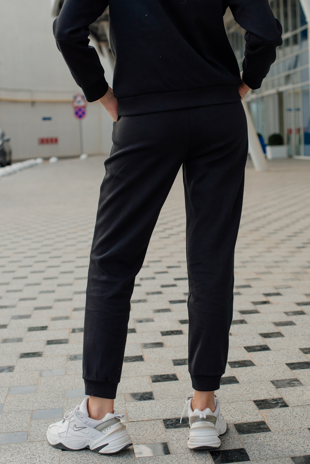 Black basic tracksuit trousers