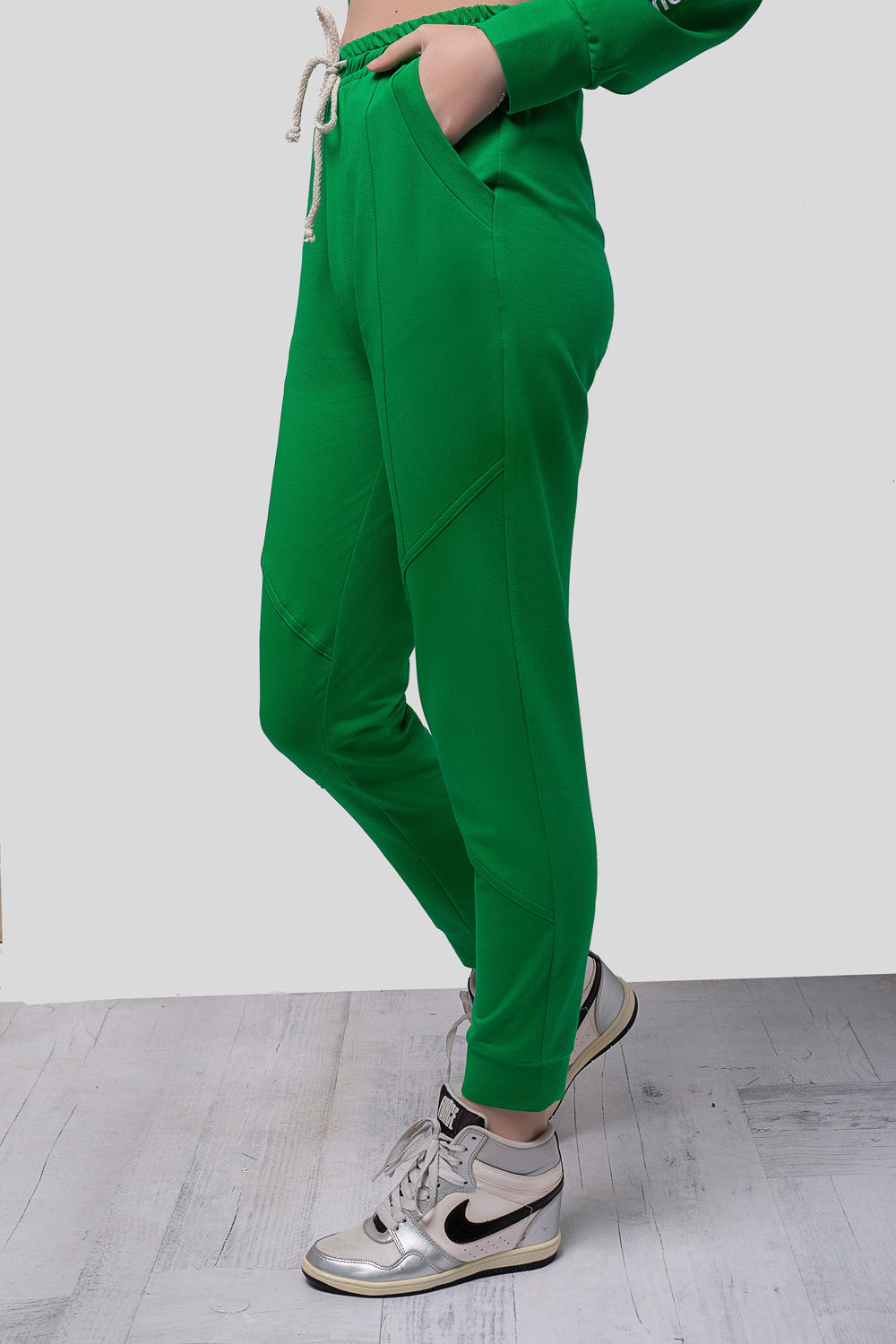Green pants with drawstrings