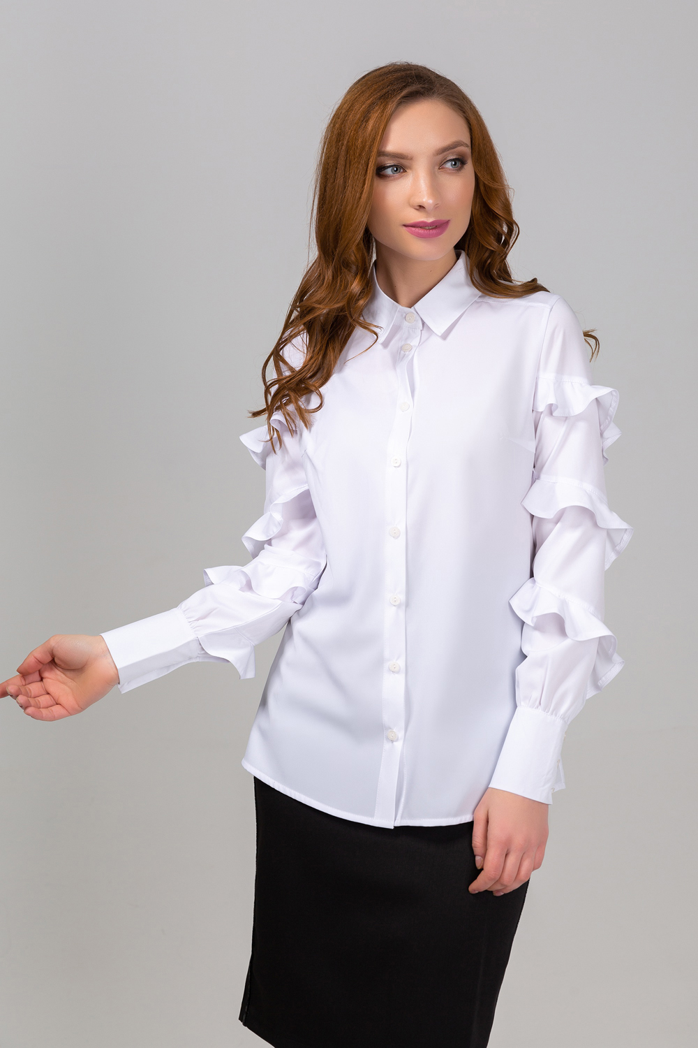 Fashion blouse with ruffles