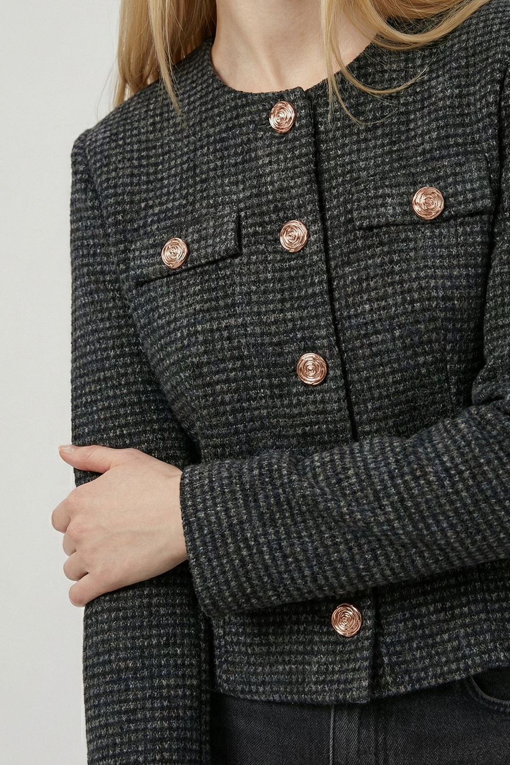 Пиджаки и брюки: игра фактур для безупречного образа