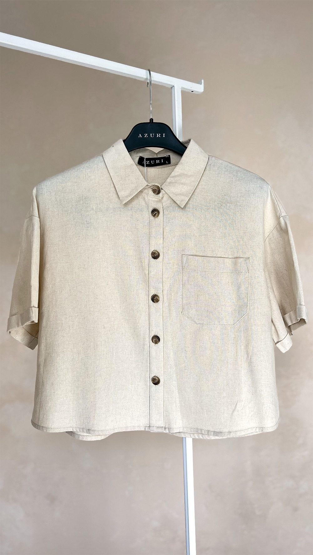 Linen suit in Ivory