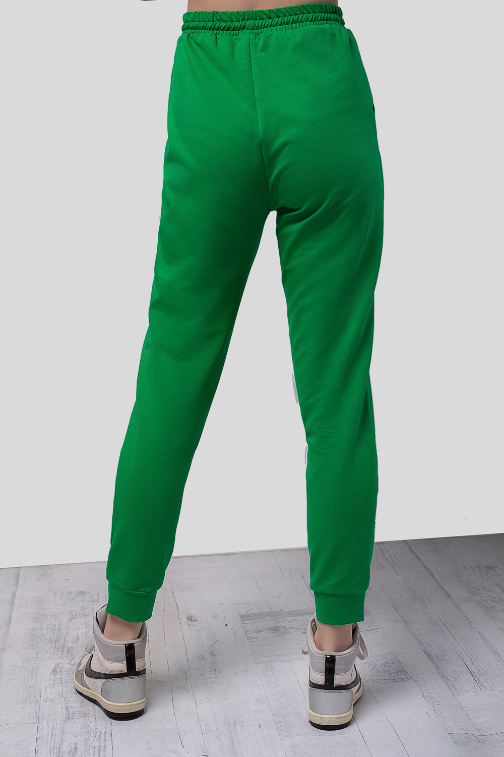 Green pants with drawstrings