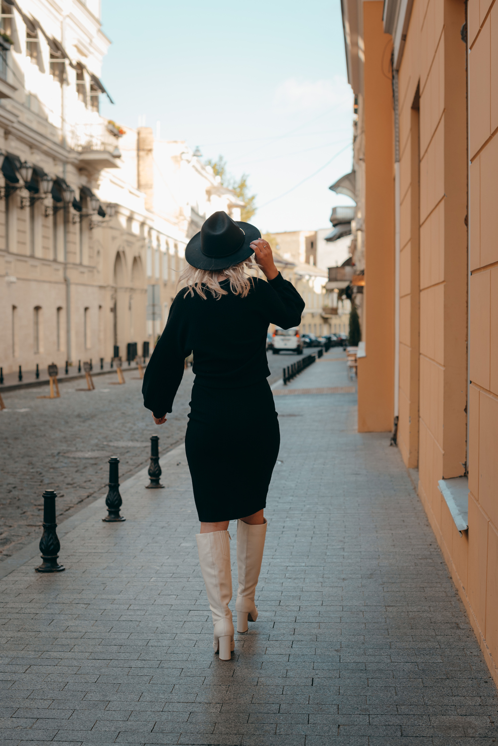 Black top with puff sleeves