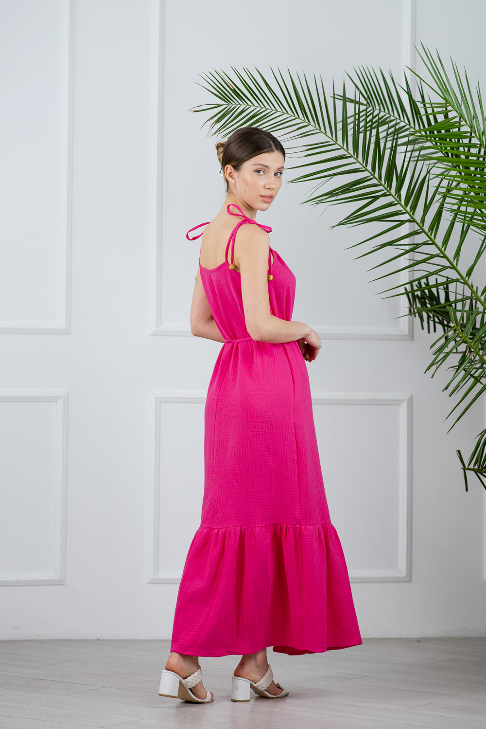 Maxi sundress in fuchsia 