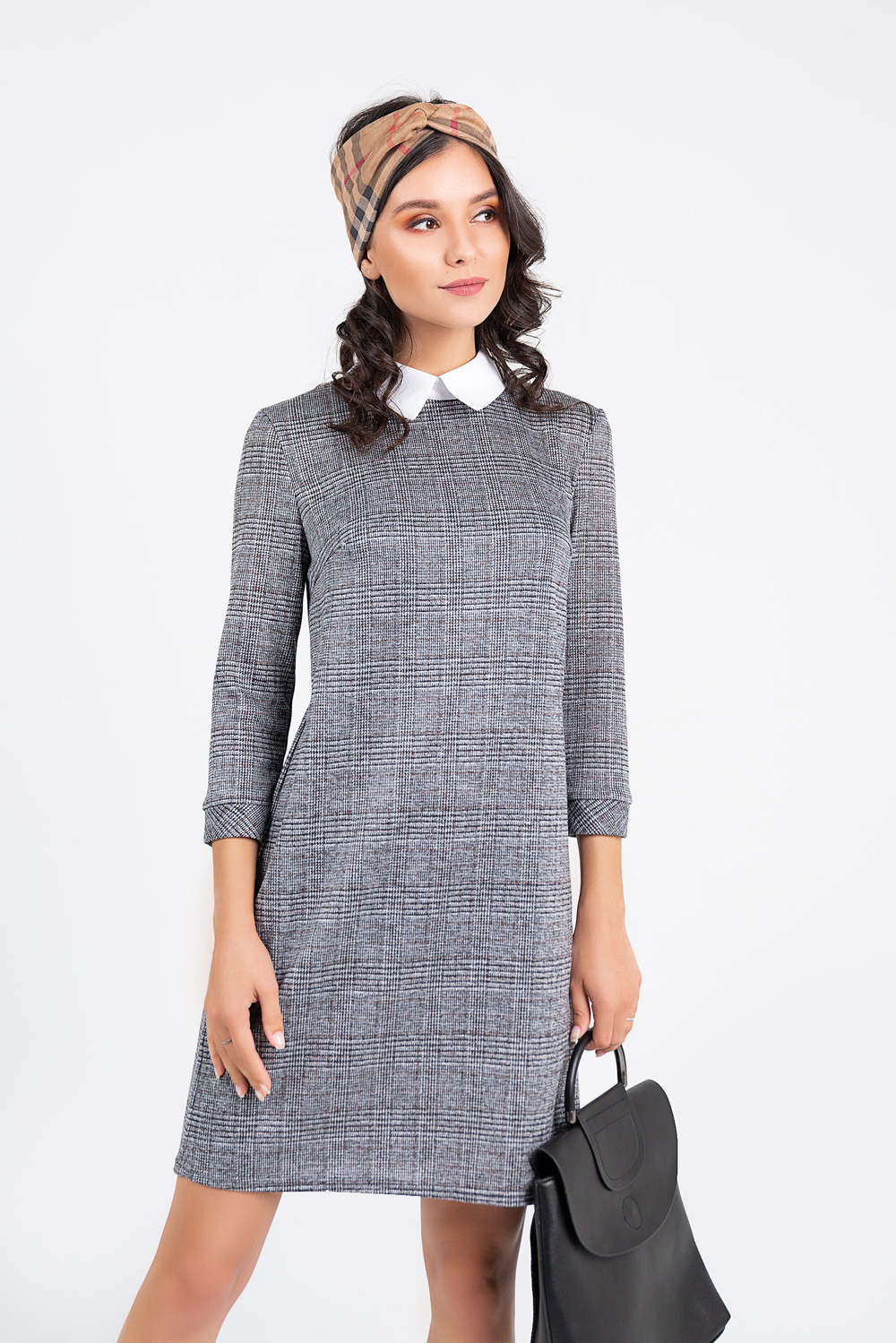 Basic check collar dress