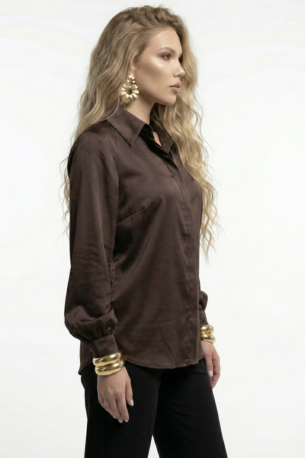 Chocolate blouse with puff sleeves
