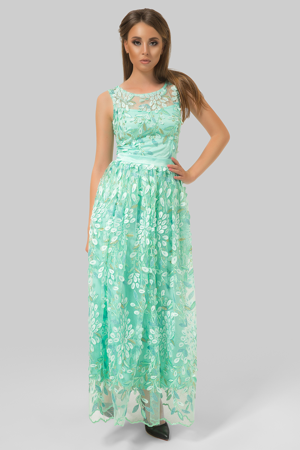 Floor-length evening dress in mint colour