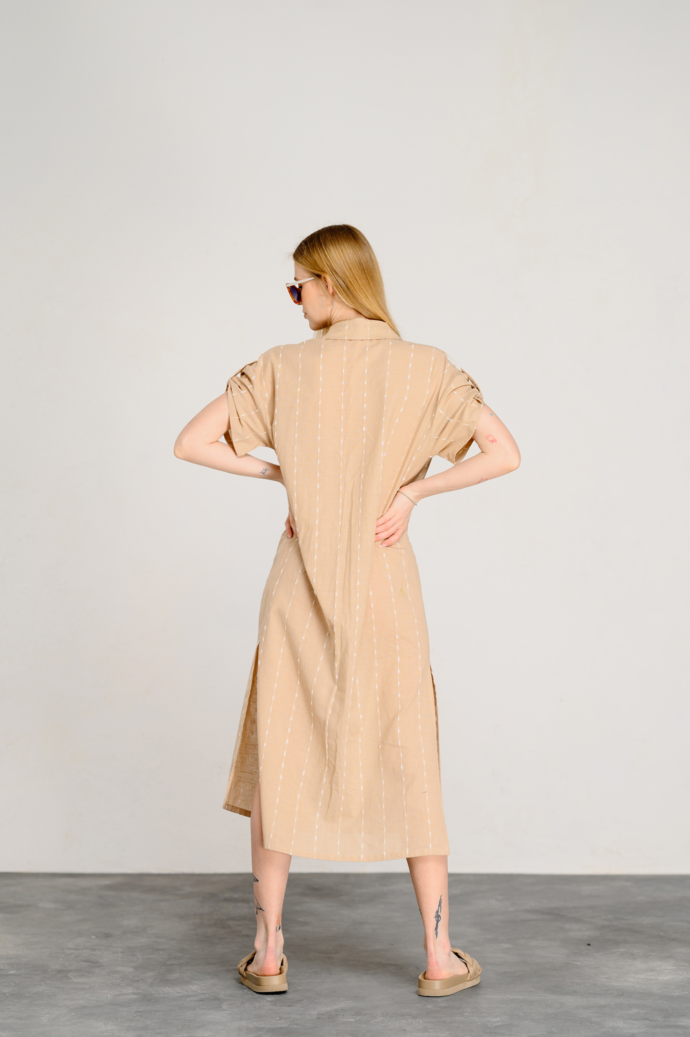 Robe dress loose cut in color 