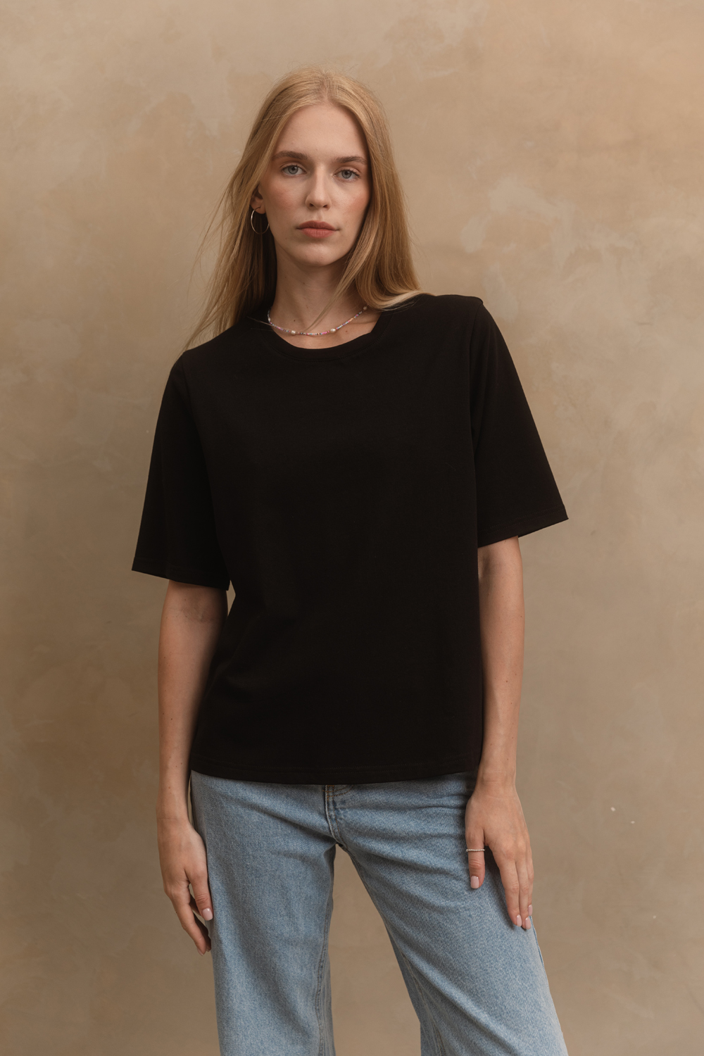 Black Basic Crew Neck T-shirt