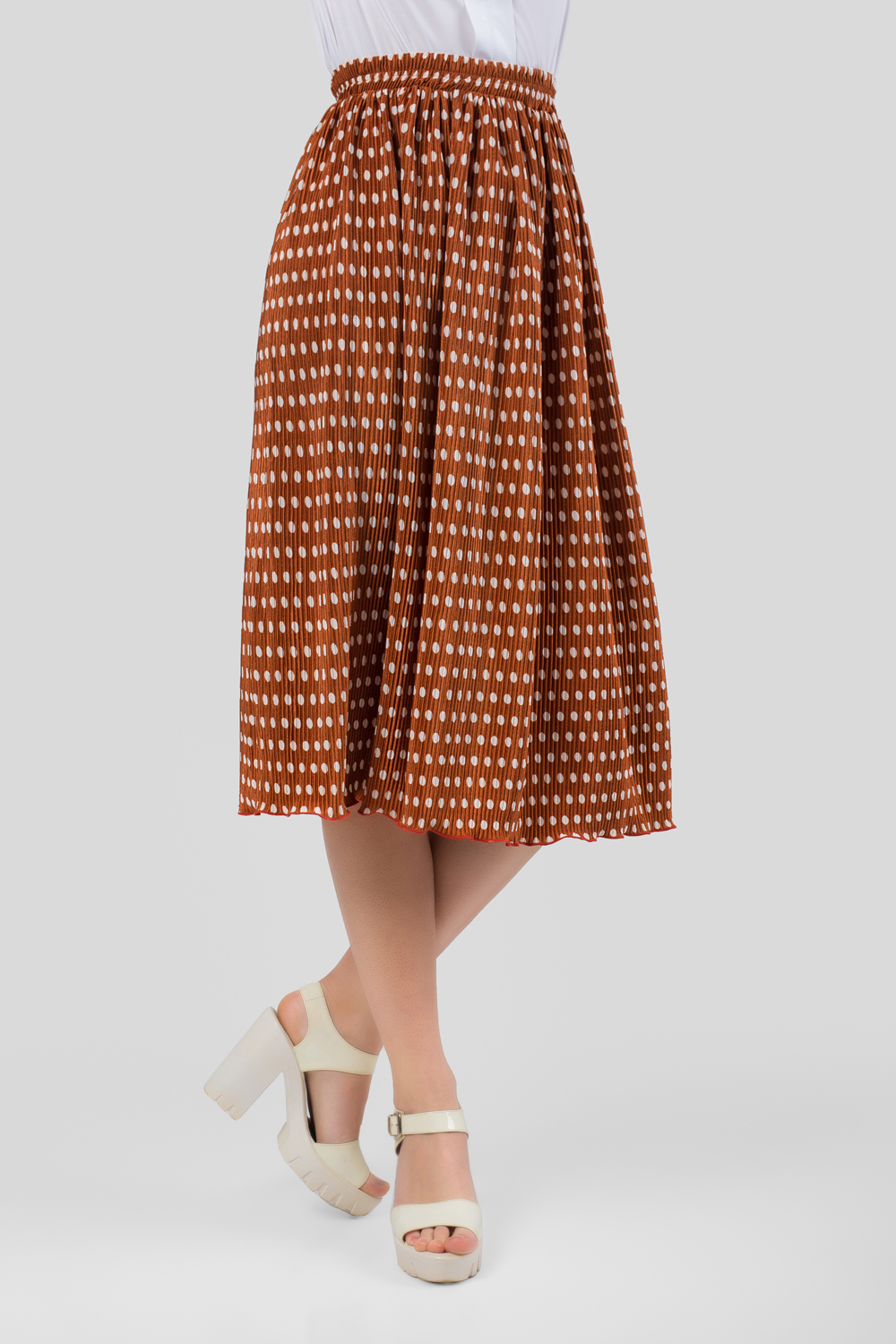 Polka dot pleated skirt