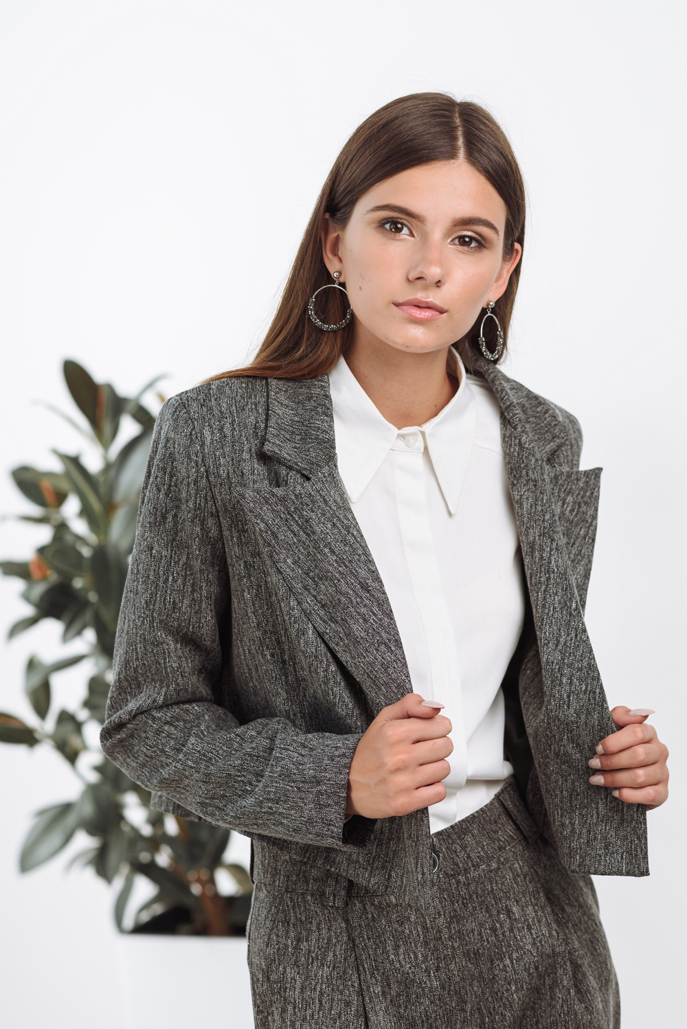 Cropped Lapel Collar Blazer