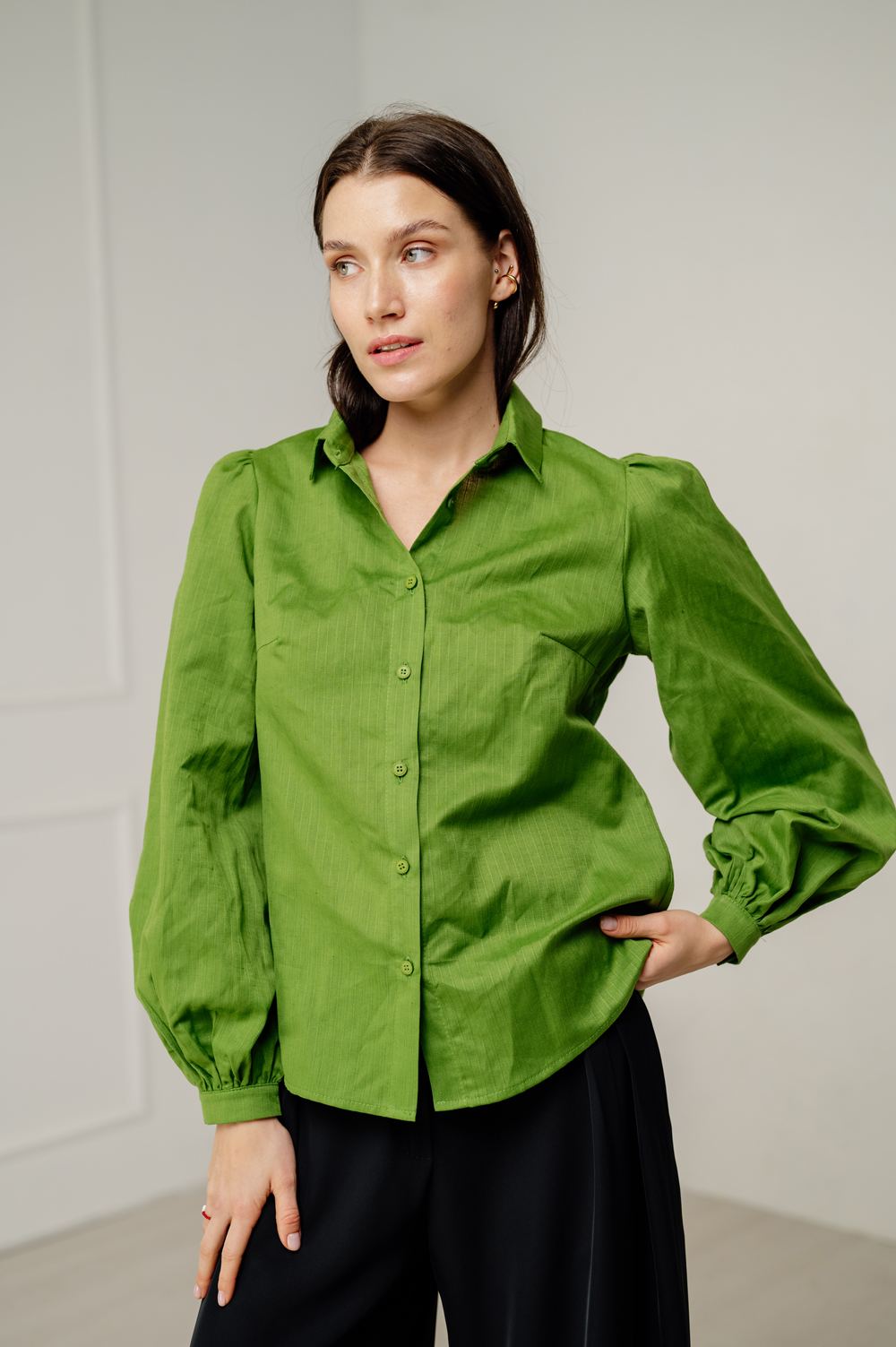 Green straight fit shirt