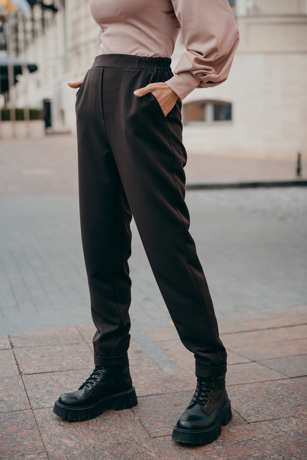Brown Mid Rise Trousers