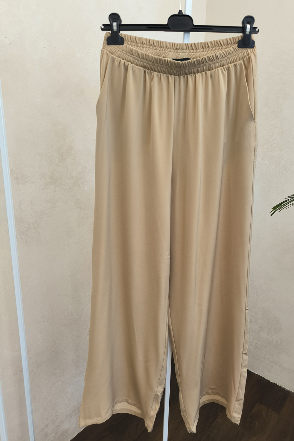 Sand silk suit